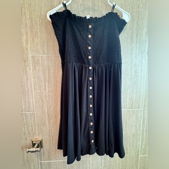 5 Adrene summer mini dresses - Picture 4 of 11